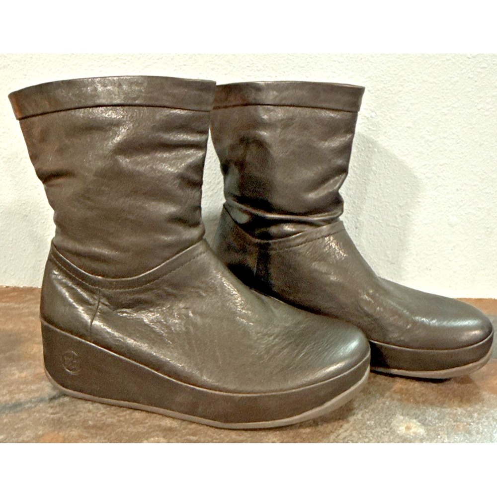 NWB FitFlop Sumi Leather Ankle Boots Chocolate Brown Womens 7 EU 38 Wedge